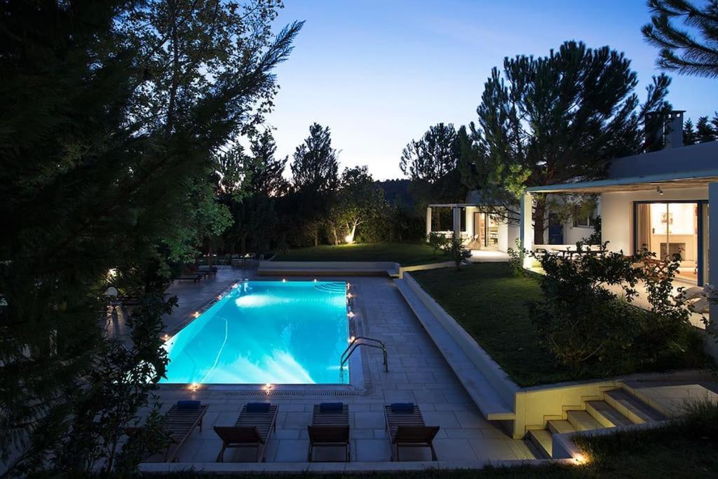 Melissaki Villa *